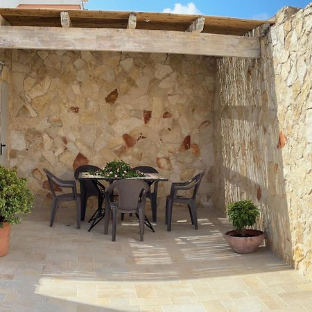 L'Essenziale Appartement Porto Torres Buitenkant foto