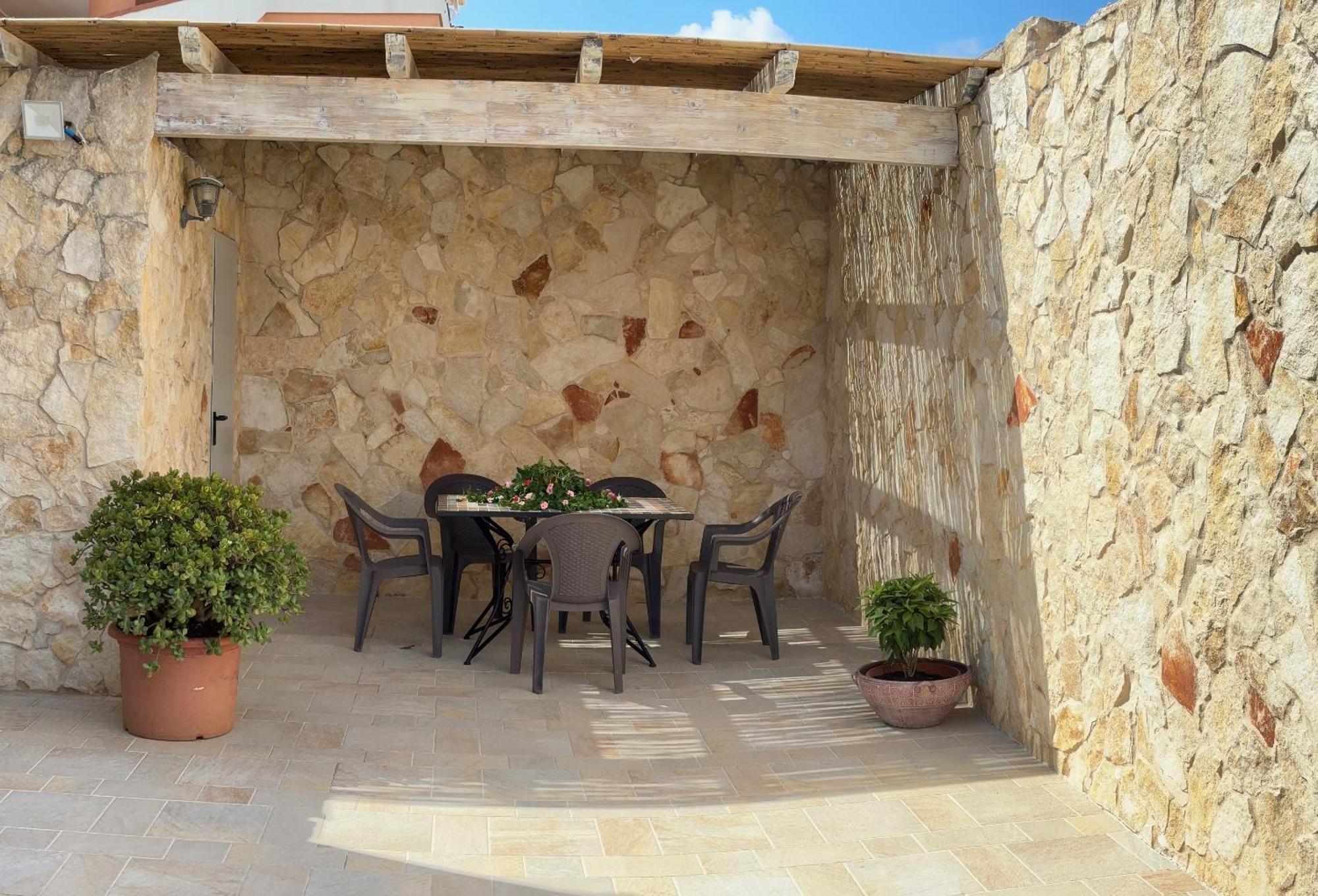 L'Essenziale Appartement Porto Torres Buitenkant foto